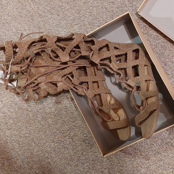 Light tan/gray gladiator sandals with braid detailing - Picture 2 of 7